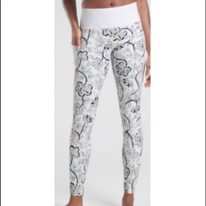 Athleta Affirmation 7/8 Tight Leggings